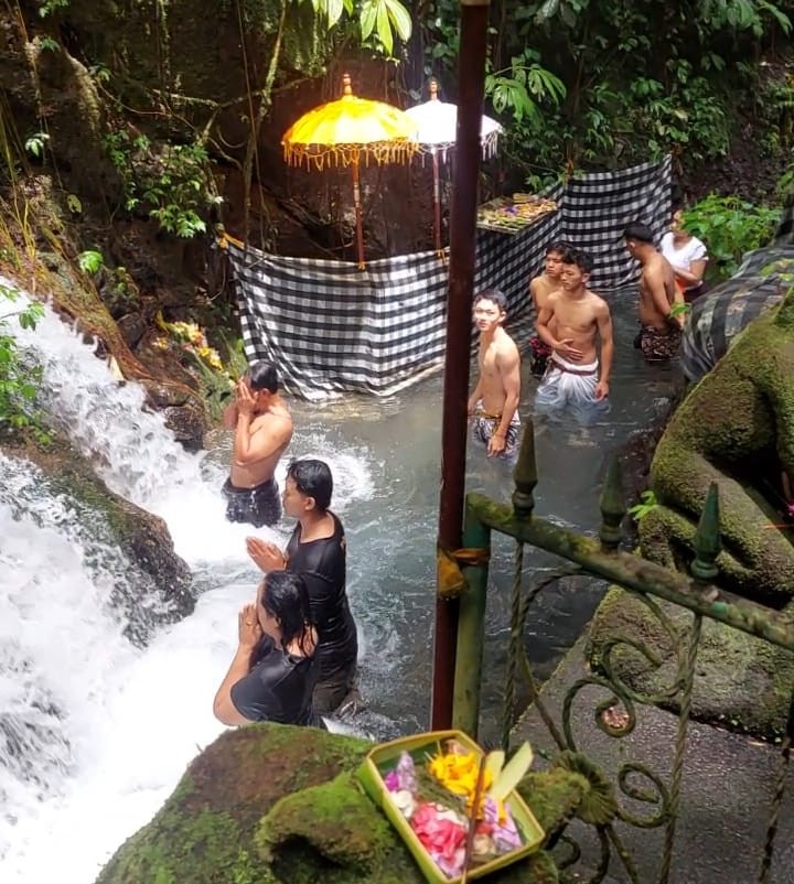 Lazy Bali